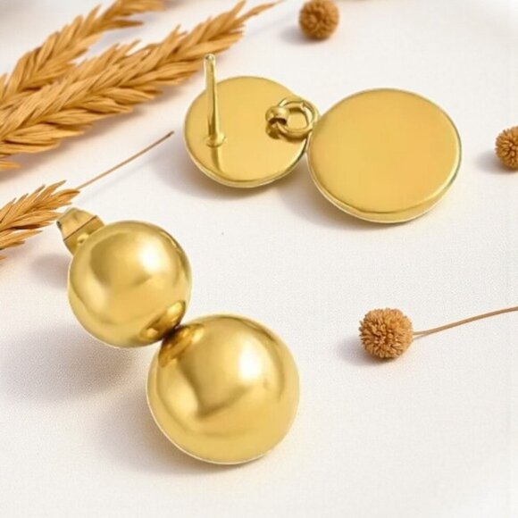 ποΈMinimalist 18K Gold Plated Double Ball Stud Earrings β Trendy & Elegant - Picture 5 of 9